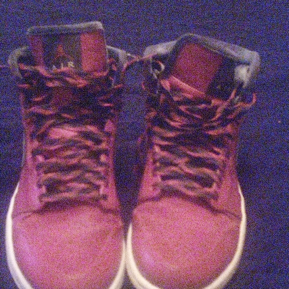 Jordan1 - Picture 2 of 3